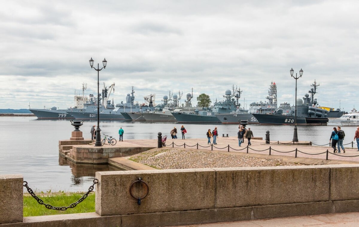 Причалы в Кронштадте | Экскурсия в Кронштадт на метеоре